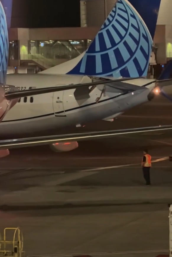 2 United Airlines planes collide on runway at California airport