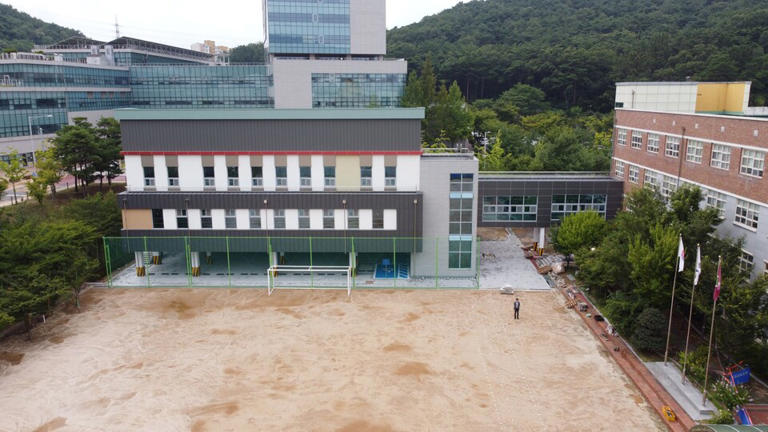 대진고, 다목적 강당 완공