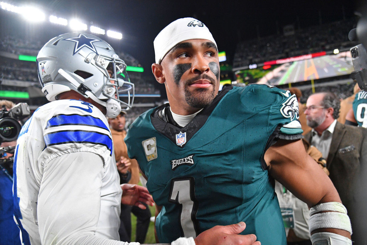 jalen-hurts-goes-full-michael-jordan-after-touchdown-in-eagles-cowboys-game