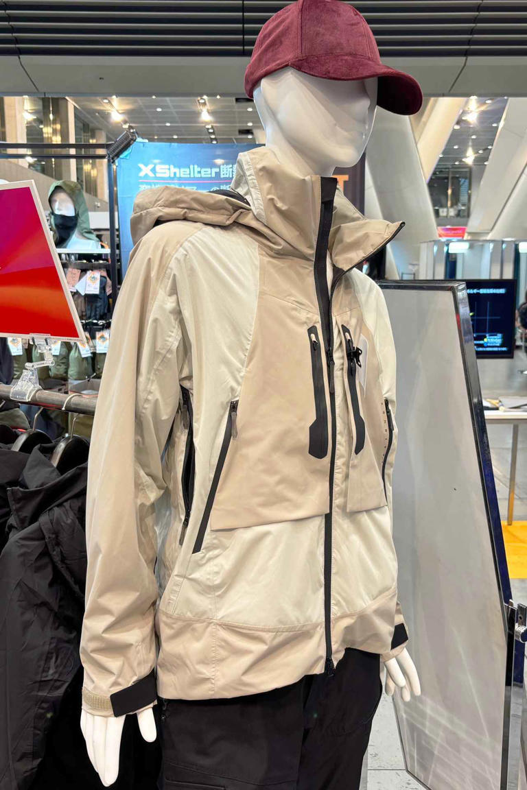 ワークマン エックスシェルター 断熱βプレミアム超透湿防水防寒