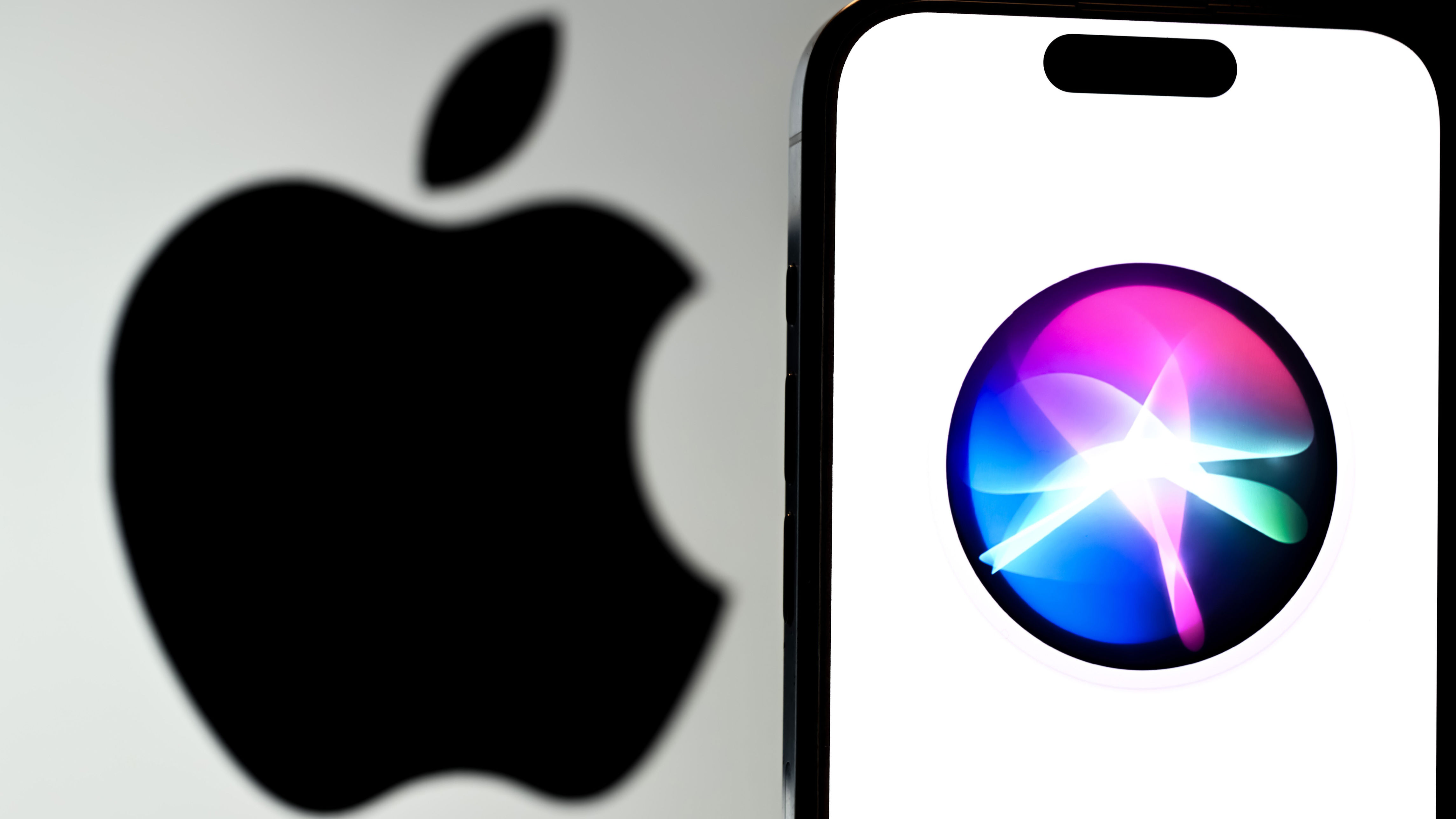 apple-may-bring-ai-search-to-siri-next-year-plans-to-use-gemini-models