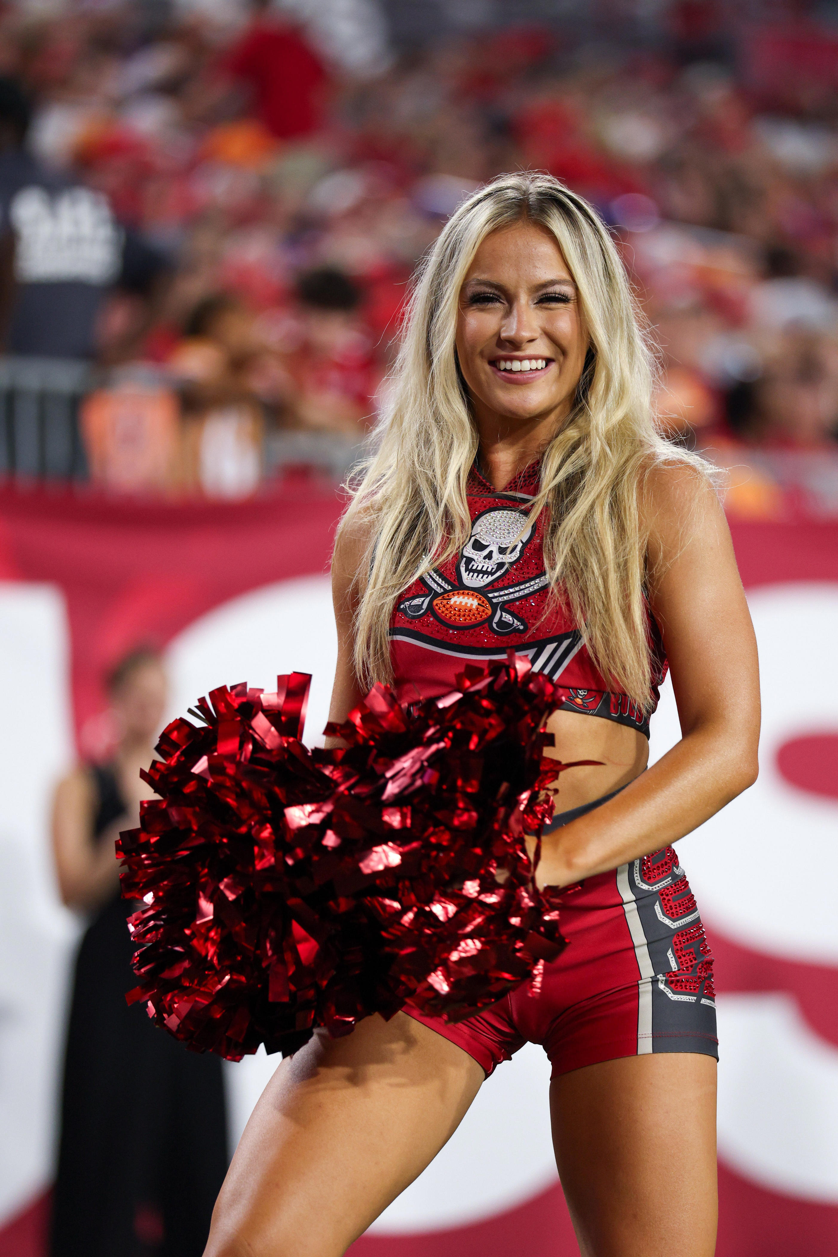 Fantastic photos of NFL cheerleaders to kick off 2025 season
