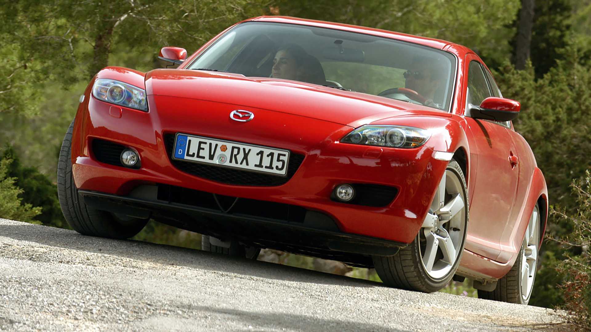 2003 Mazda RX-8 front, three-quarter