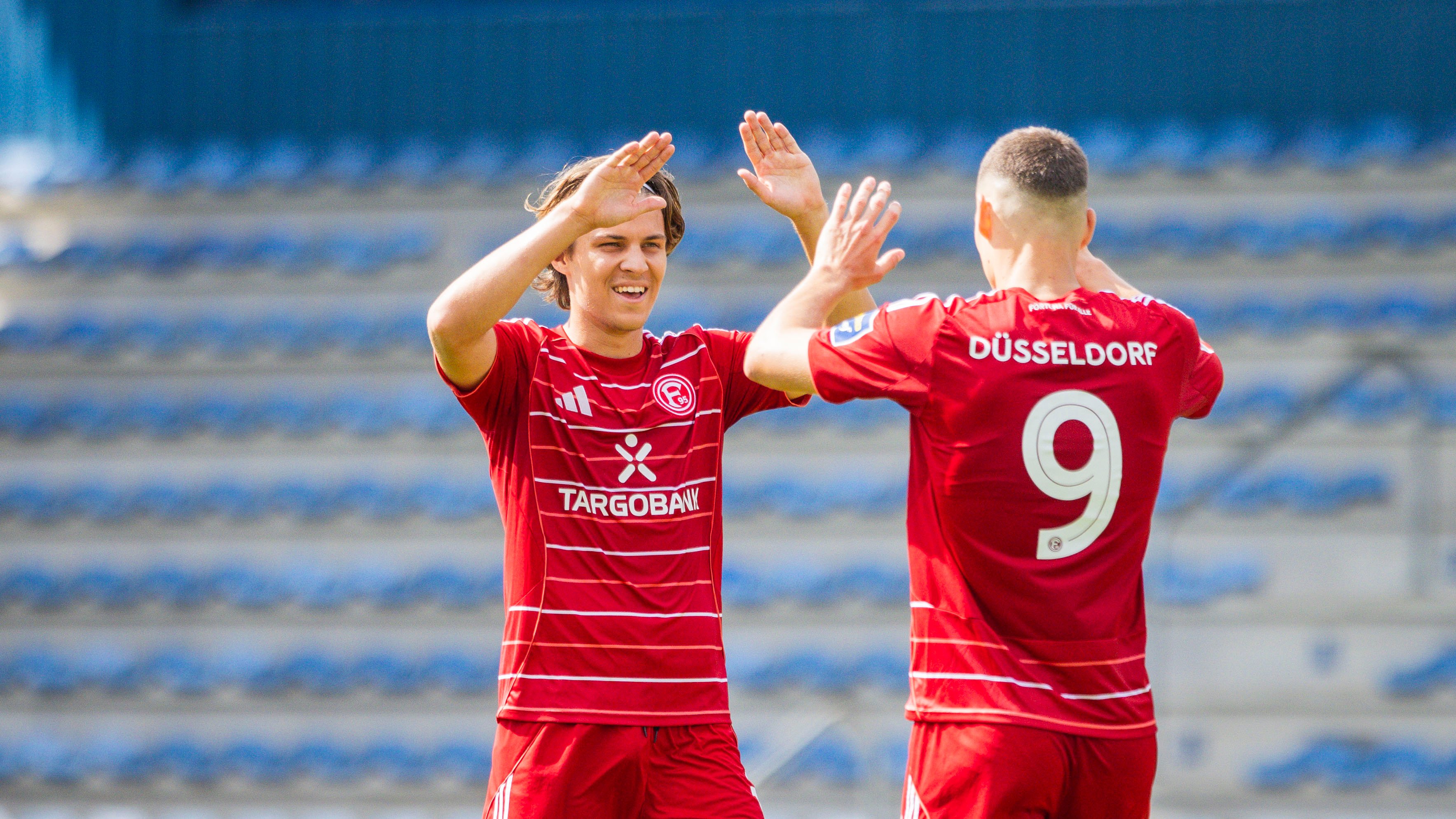 Fortuna Gewinnt Geheimtest In Genk Die Bilder Zum Spiel