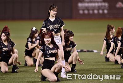 女兒林禹融引退賽熱跳開場舞 林智勝：彩排很久 她蠻認真的
