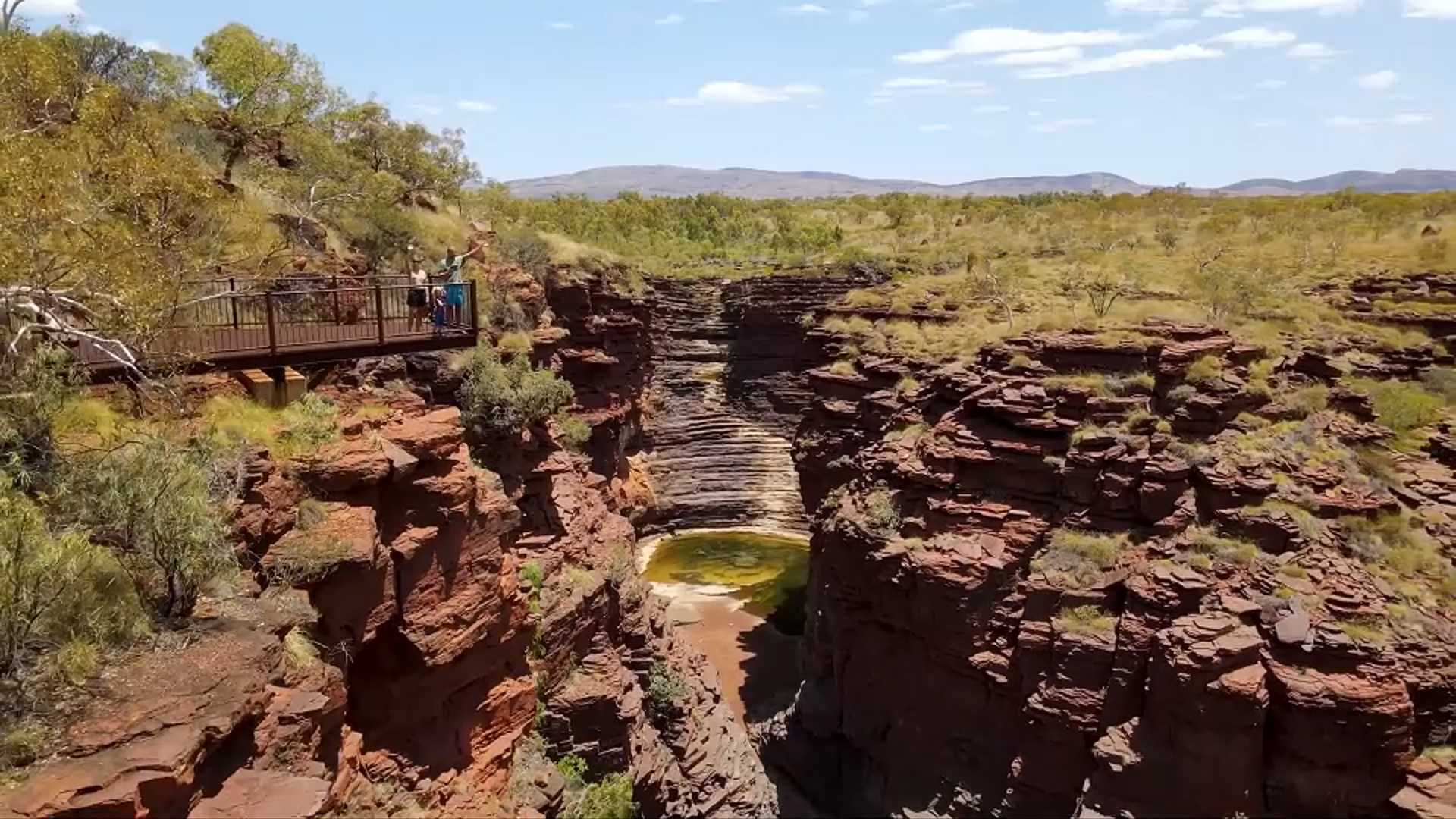 WESTERN AUSTRALIA - Arrival at Karijini National Park