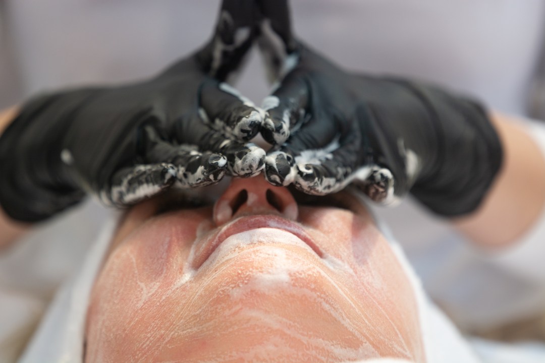 TikTokers take ‘glow up’ to next level with 20-step skincare routines