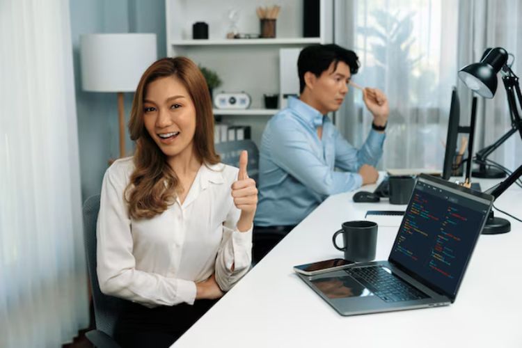 7 Tanda Halus yang Mengungkap Standar Anda Menakutkan Orang Tidak Siap Emosional