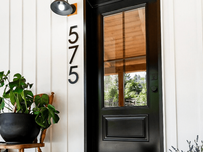 8 front door decor ideas to instantly boost curb appeal