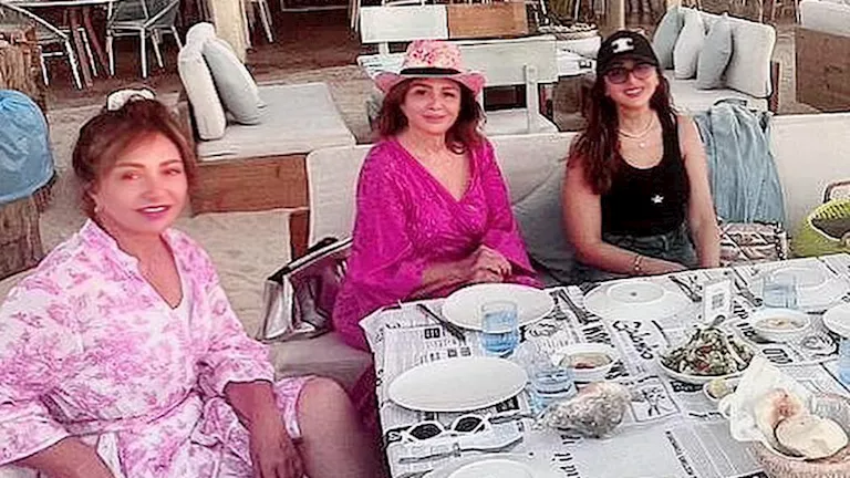 أنغام مع إلهام شاهين وليلى علوي وإيناس الدغيدي