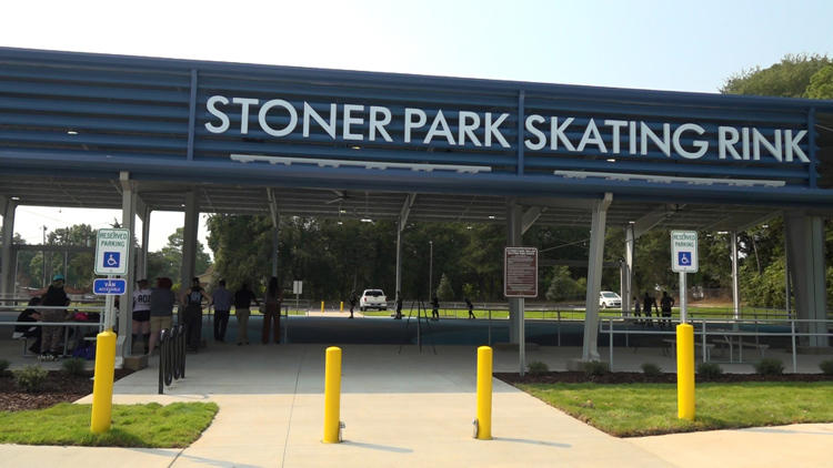 Huntsville opens Stoner Park skating rink, inviting community to enjoy ...