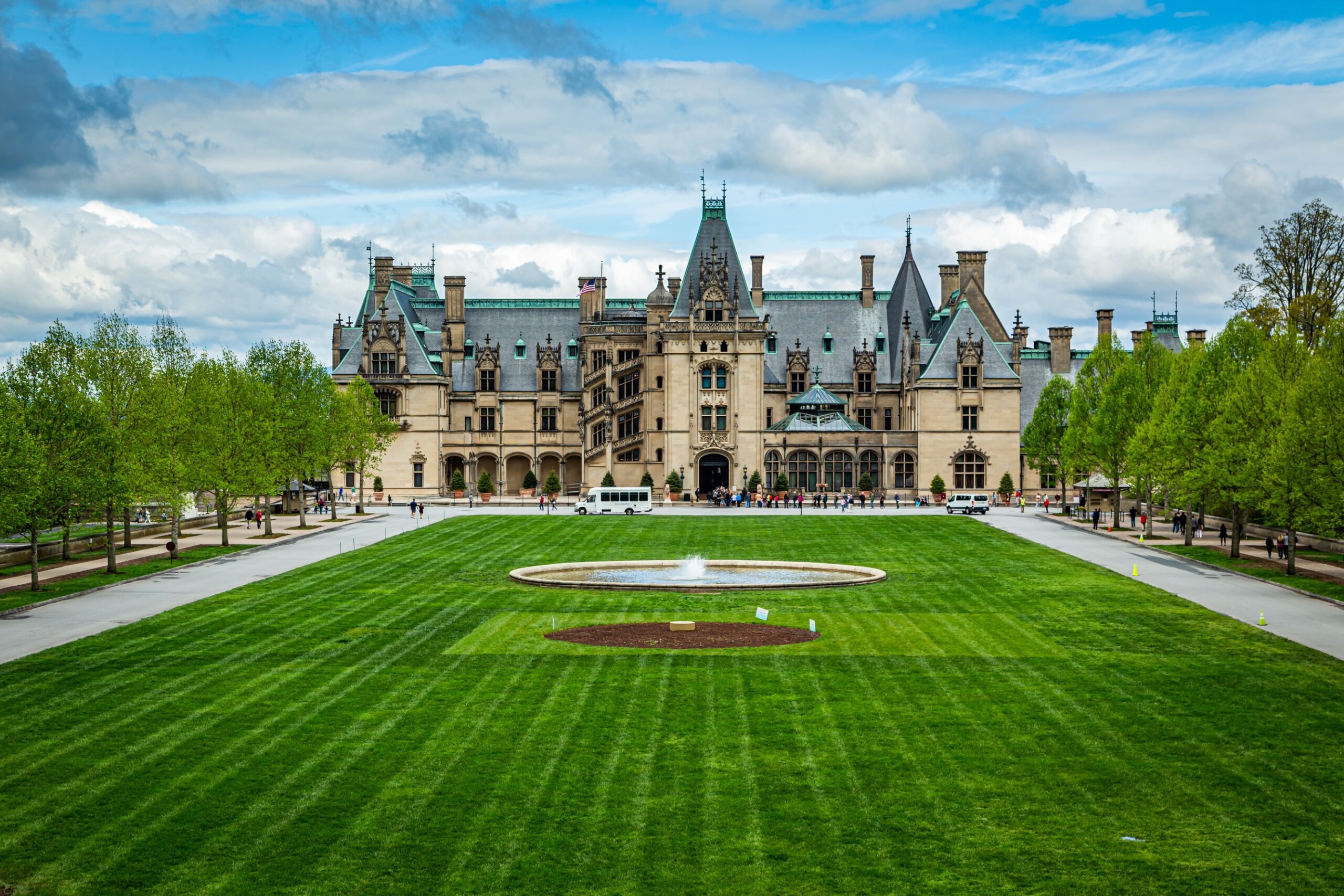 Plan Your Perfect Fall Visit to the Biltmore Estate