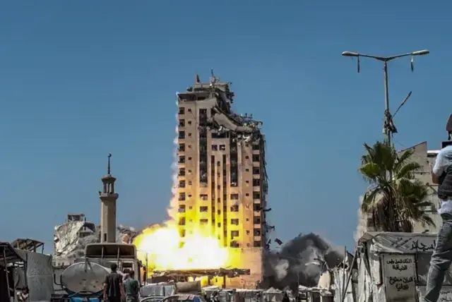 Bombardeo de Israel en Ciudad de Gaza. EFE