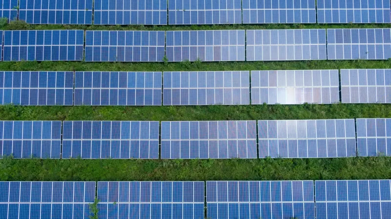 Pemasangan panel surya global akan mencapai 1,06 triliun dolar pada tahun 2035