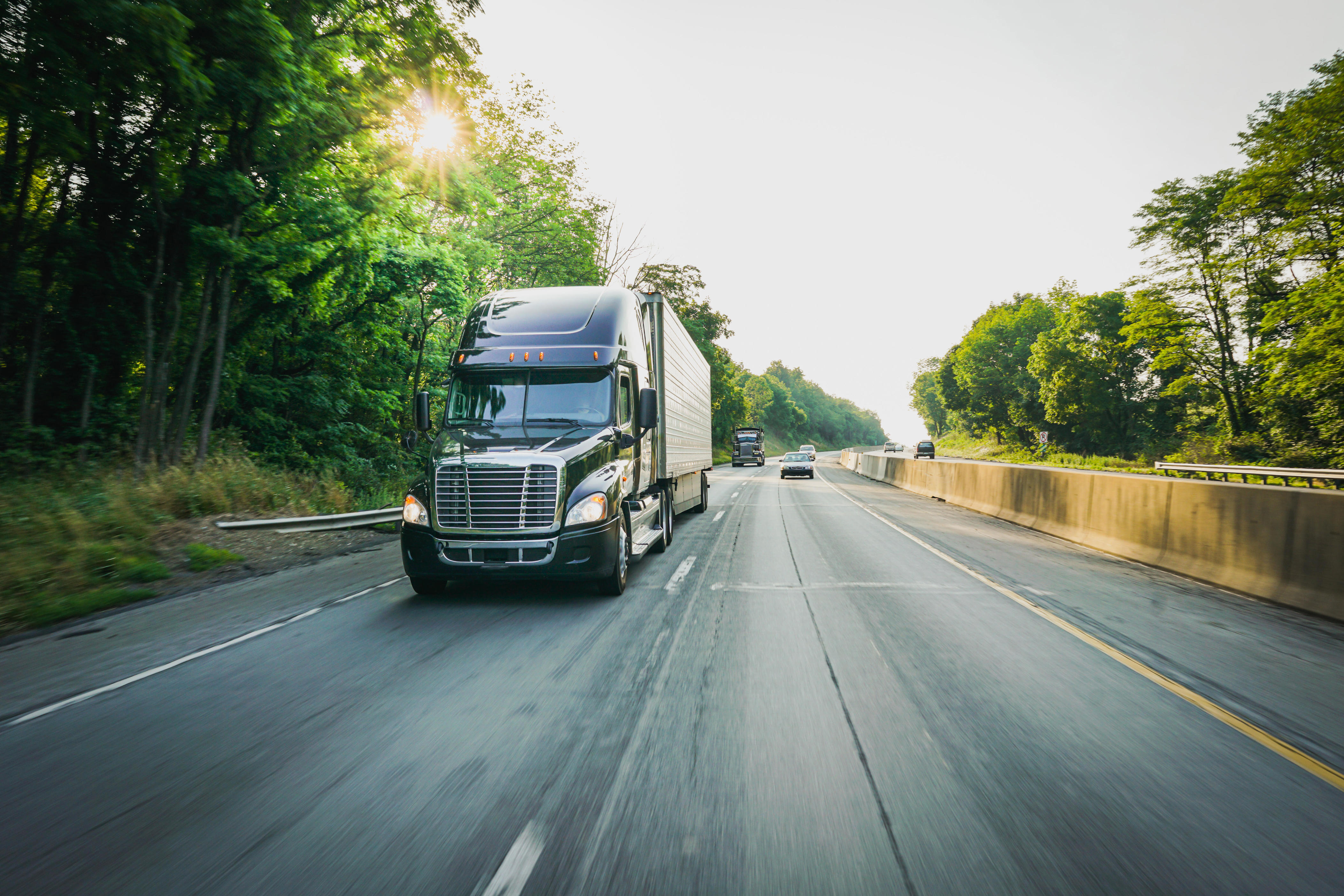 Florida Subpoenas Trucking Company Following Crash Involving Migrant Driver