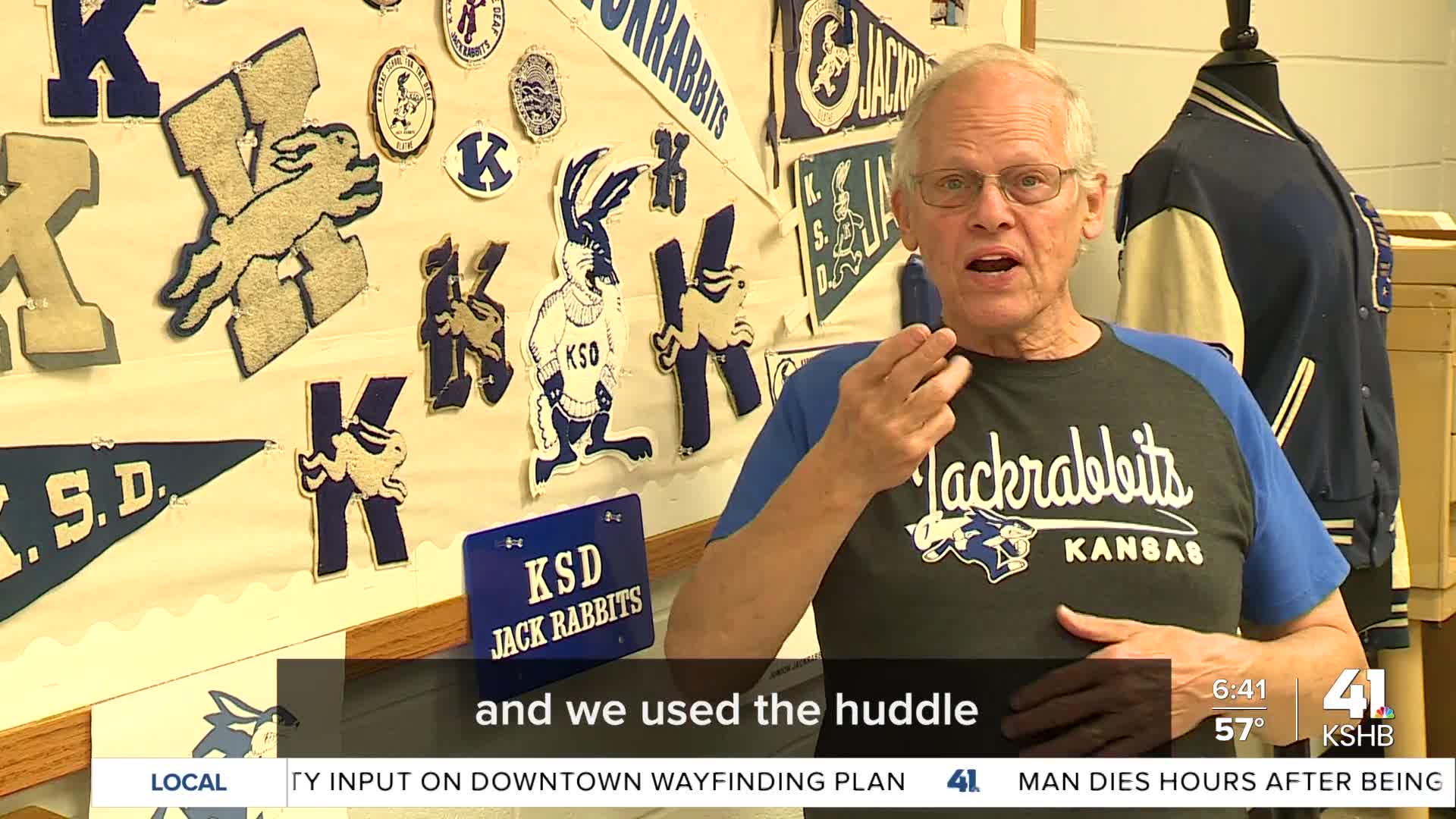Paul Hubbard, inventor of football huddle, has deep ties to Kansas School for Deaf<br><br>