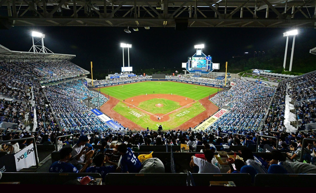 Samsung Lions break KBO attendance record Samsung Lions break KBO attendance record
