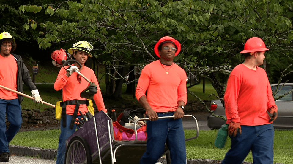 Job Corps students restore historic structures at Great Smoky Mountains ...