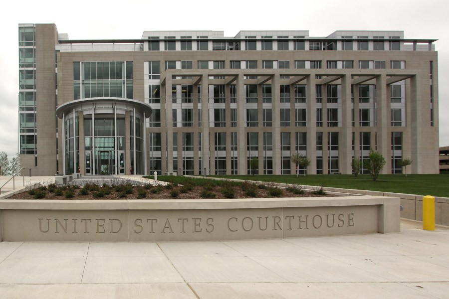 Rockford man gets 3-year sentence for COVID loan fraud, tax evasion scheme