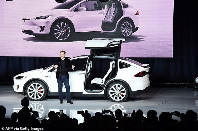 Tesla siap menawarkan kesepakatan gaji baru kepada Elon Musk yang bisa bernilai $1 triliun