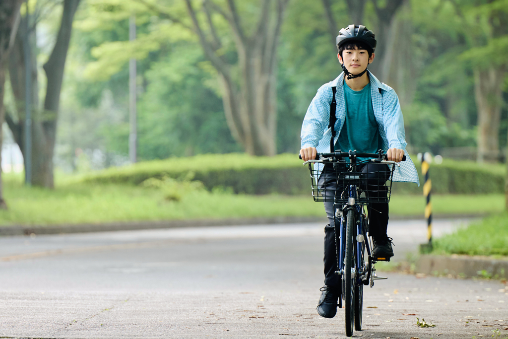 影》悠仁王子19歲生日 皇室時隔40年成年式登場