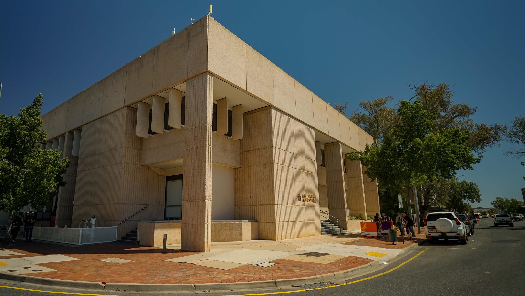 Coronial inquest into deaths of cultural leaders Big Brother and Little ...