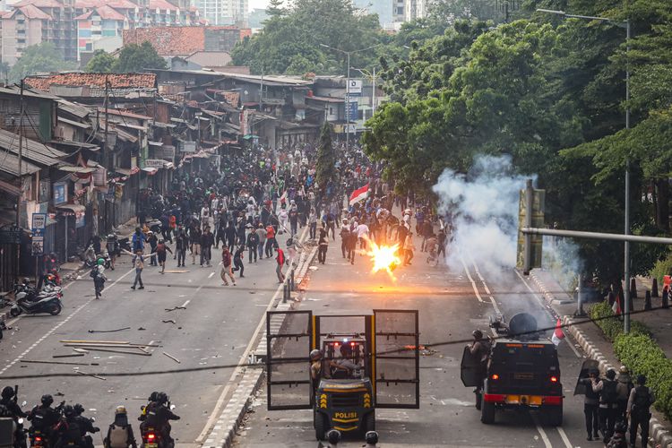 Demo Jilid II, Buruh Siap Geruduk Gedung DPR/MPR pada Kamis
