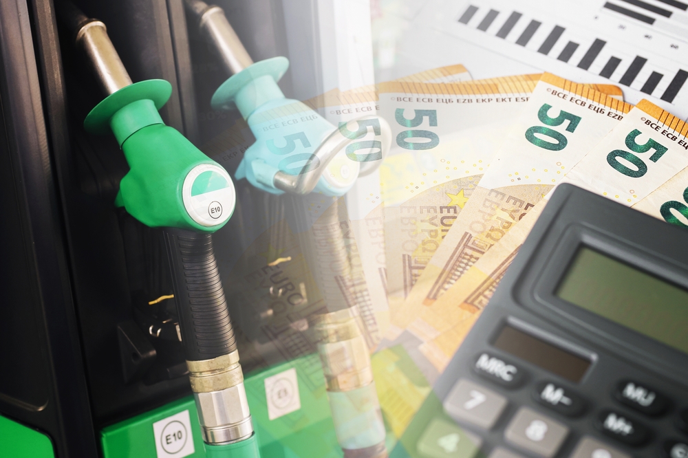 Cheapest Times to Refuel Your Car — Expert Busts Popular Fuel Myths