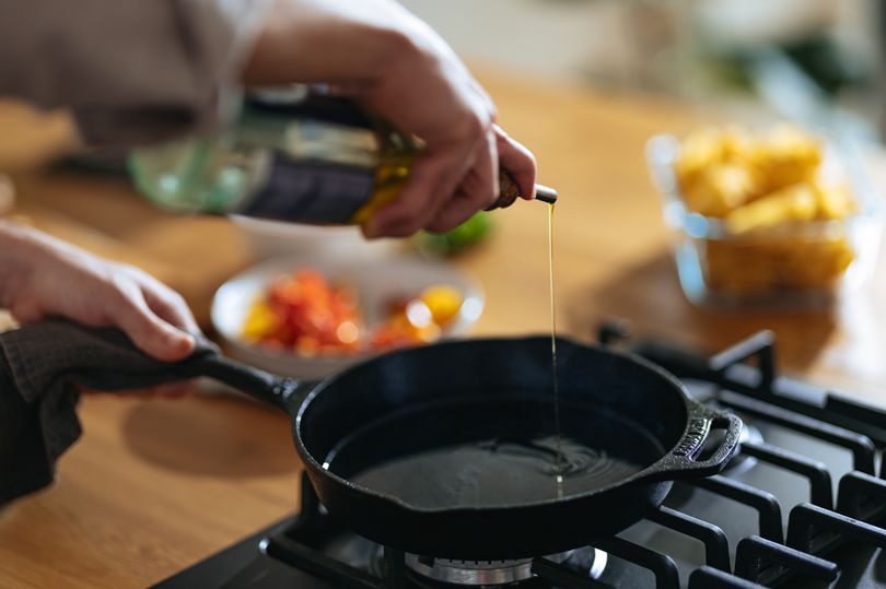 I asked 4 chefs if butter or oil is superior for cooking - they all ...