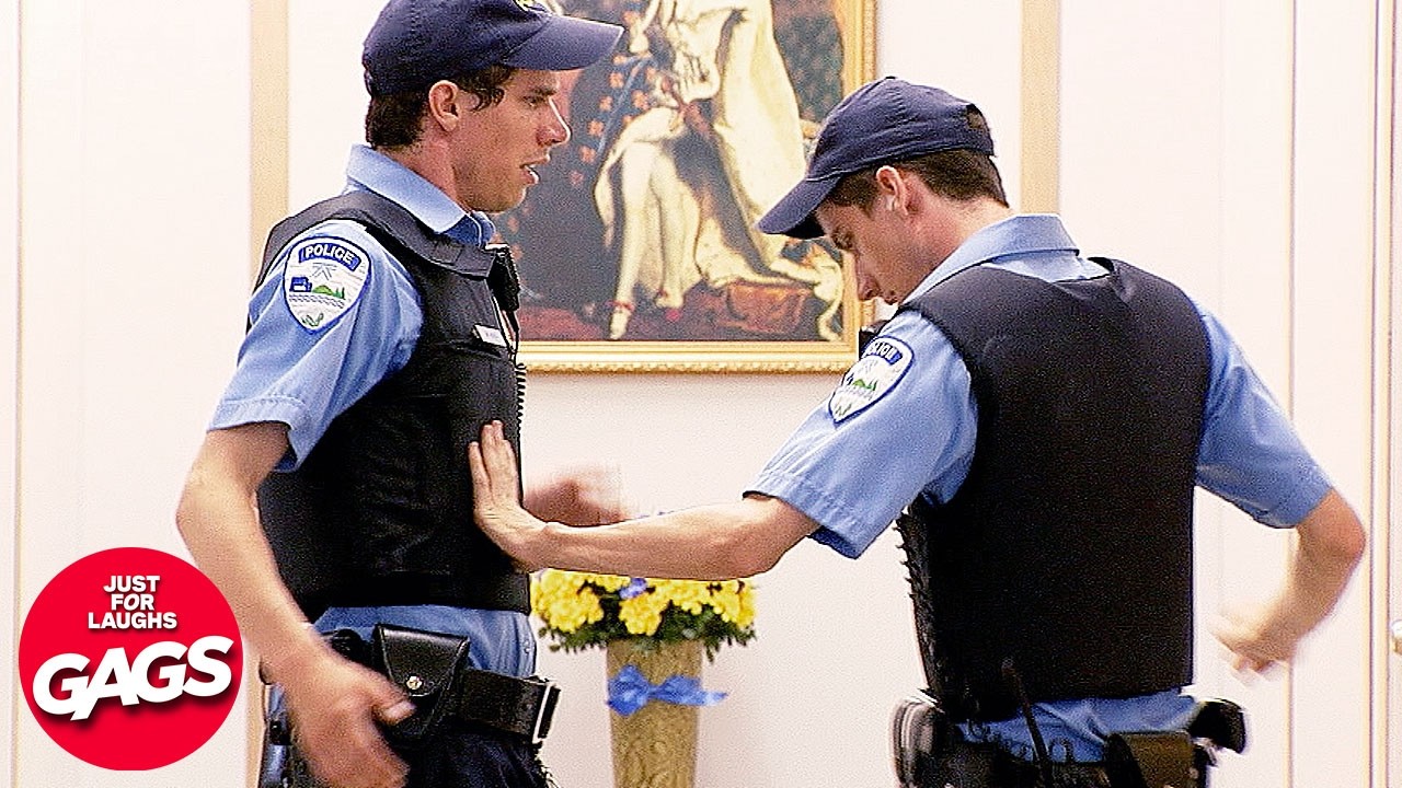 Twins Pull Off Crazy Pranks Just For Laughs Gags