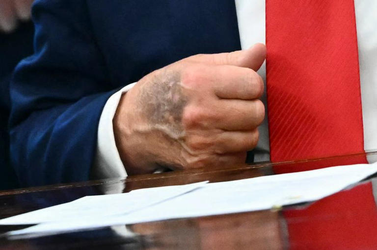 'Donald Trump is dead' viral rumours explained after Vance remark and