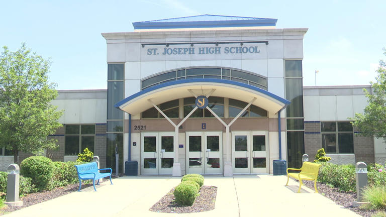 St. Joseph High School to offer artificial intelligence course next spring