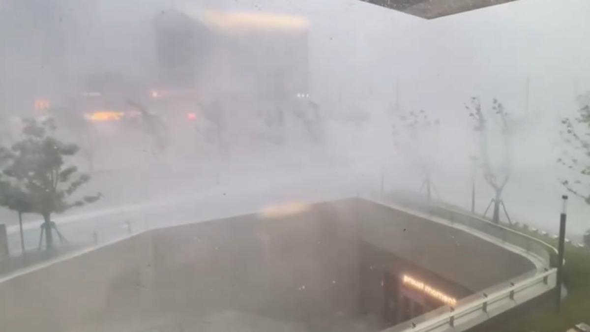 上海飆38℃高溫！突變天「閃電、刮風、下冰雹」 網：誰在渡劫