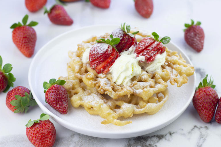 Easy funnel cake recipe without milk