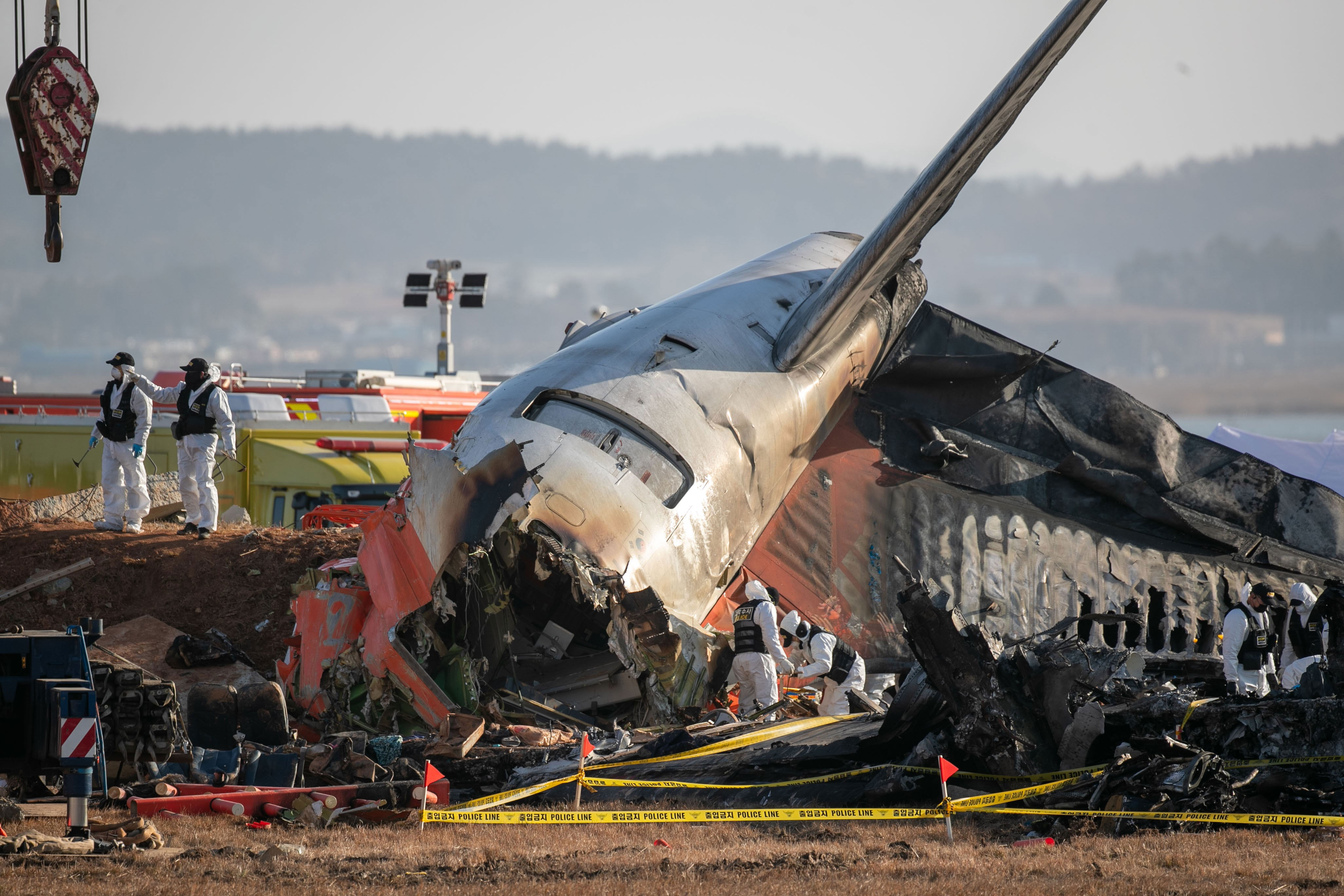 Exclusive: MOLIT Dismissed Three Chances to Remove Muan #39 s Concrete Mound Exclusive: MOLIT Dismissed Three Chances to Remove Muan #39 s Concrete Mound