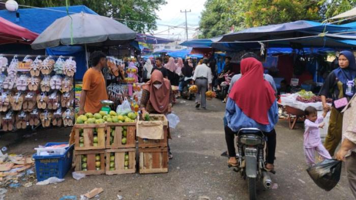 Tumpukan Sampah Festival Pacu Jalur 2025 Mencapai 2 Ribu Ton
