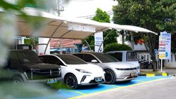 PLN Hadirkan 4 Pusat SPKLU di Jawa Barat, Mobil Listrik Tak Perlu Khawatir Kehabisan Daya