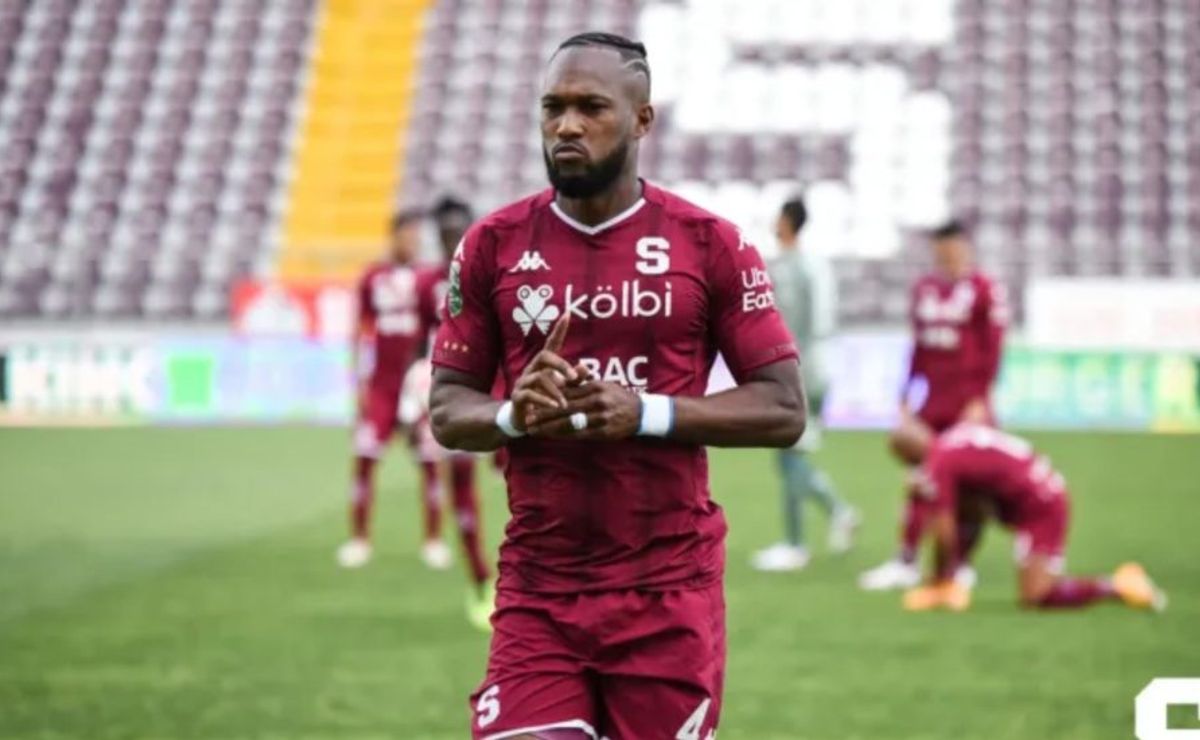Montar una cama”: Kendall Waston habla claro sobre lo que nadie en Saprissa  quería mencionar tras la salida de Wanchope