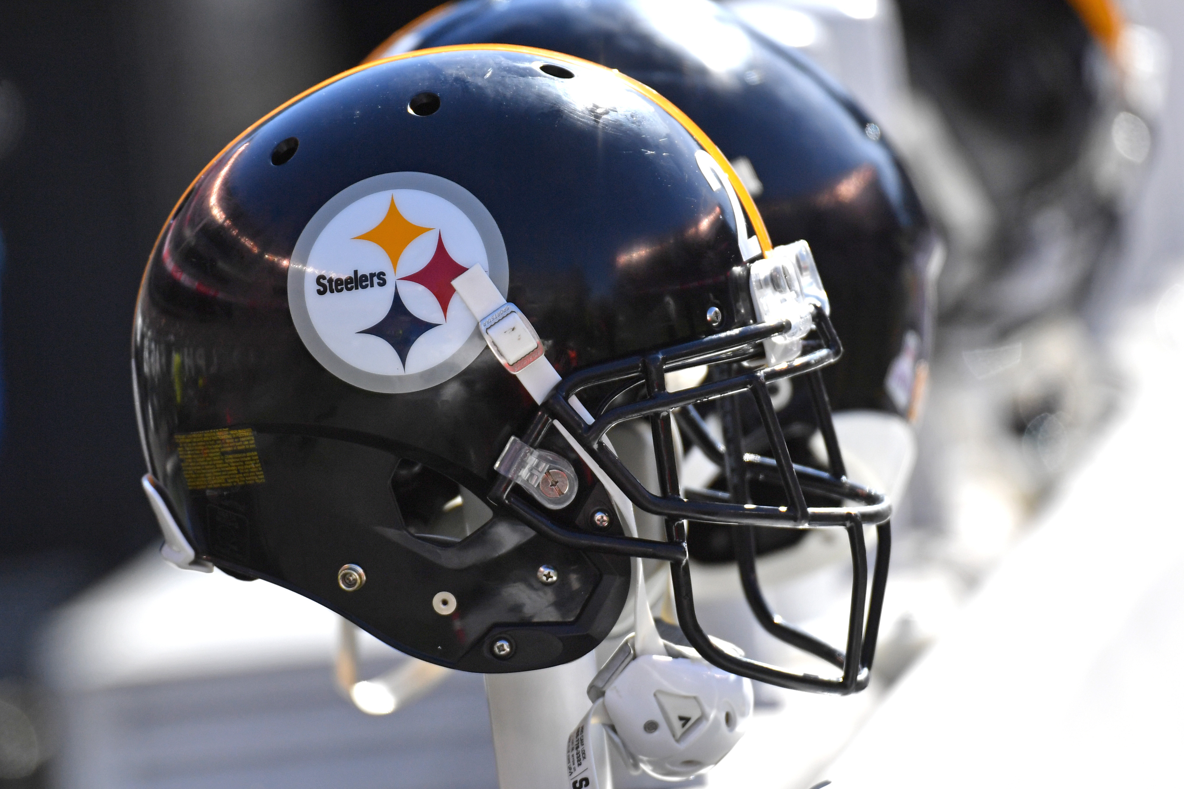 Steelers signing veteran WR to active roster<br><br>