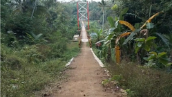 Ironi Jembatan Penghubung Tasikmalaya-Ciamis Senilai Rp5 Miliar yang Menimbulkan Ketimpangan Mencolo