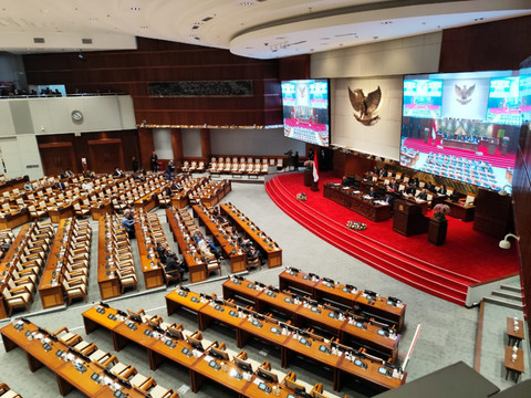 DPR Sahkan RUU Haji di Paripurna, 293 Anggota Hadir