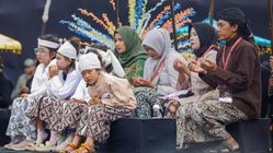 Anak Gimbal Dieng Hebohkan Warga dengan Permintaan Unik