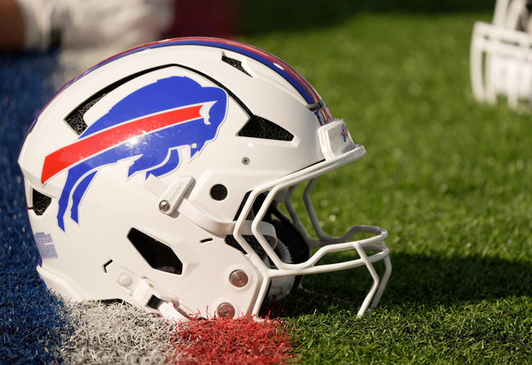 bills-roster-cuts-tracker-who-s-in-who-s-out-at-53-man-roster-deadline