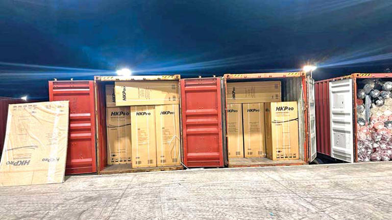 Asestan golpe a contrabando en aduanas; embargan 10 millones de cigarros