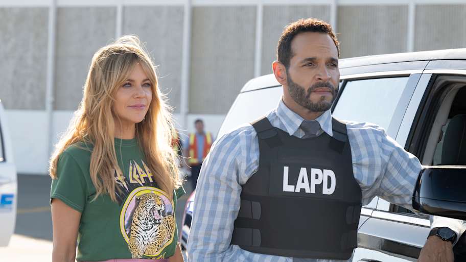 HIGH POTENTIAL - ÒPartnersÓ - The FBI joins the investigation into the murder of a controversial tech magnate, forcing Karadec to reunite with his former partner. Meanwhile, Ludo becomes overwhelmed with his increasing childcare duties. TUESDAY, FEB. 4 (9:00-10:00 p.m. EST) on ABC. (Disney/Carlos Lopez-Calleja) KAITLIN OLSON, DANIEL SUNJATA