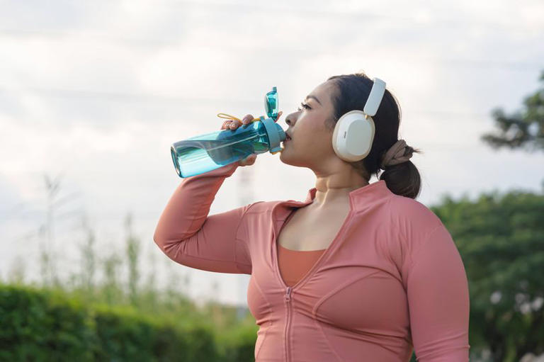'Magic' cleaning hack cleans mould from water bottles in 30 minutes
