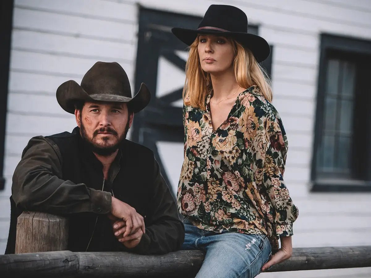 Set in the present timeline, The Dutton Ranch shifts focus to family life and survival on 7,000 acres