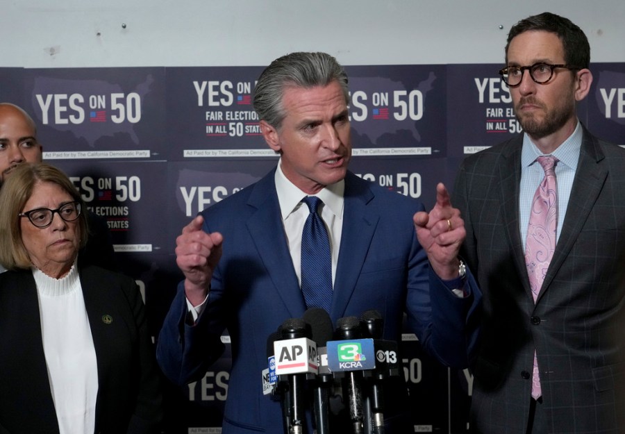 Opinion Can Gavin Newsom’s bold moves save the Democrats and win in 2028?