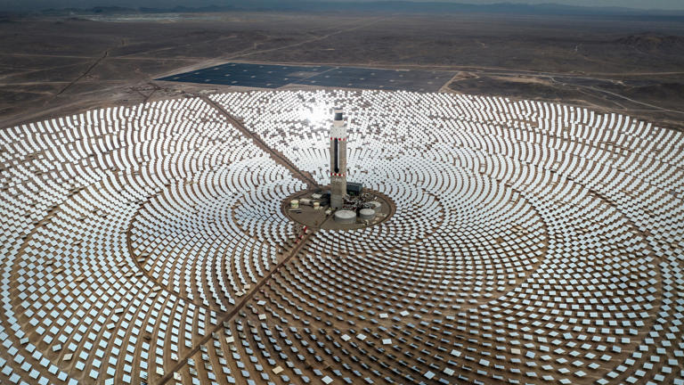 Planta de energía termosolar en Atacama (Chile) en agosto de 2022.