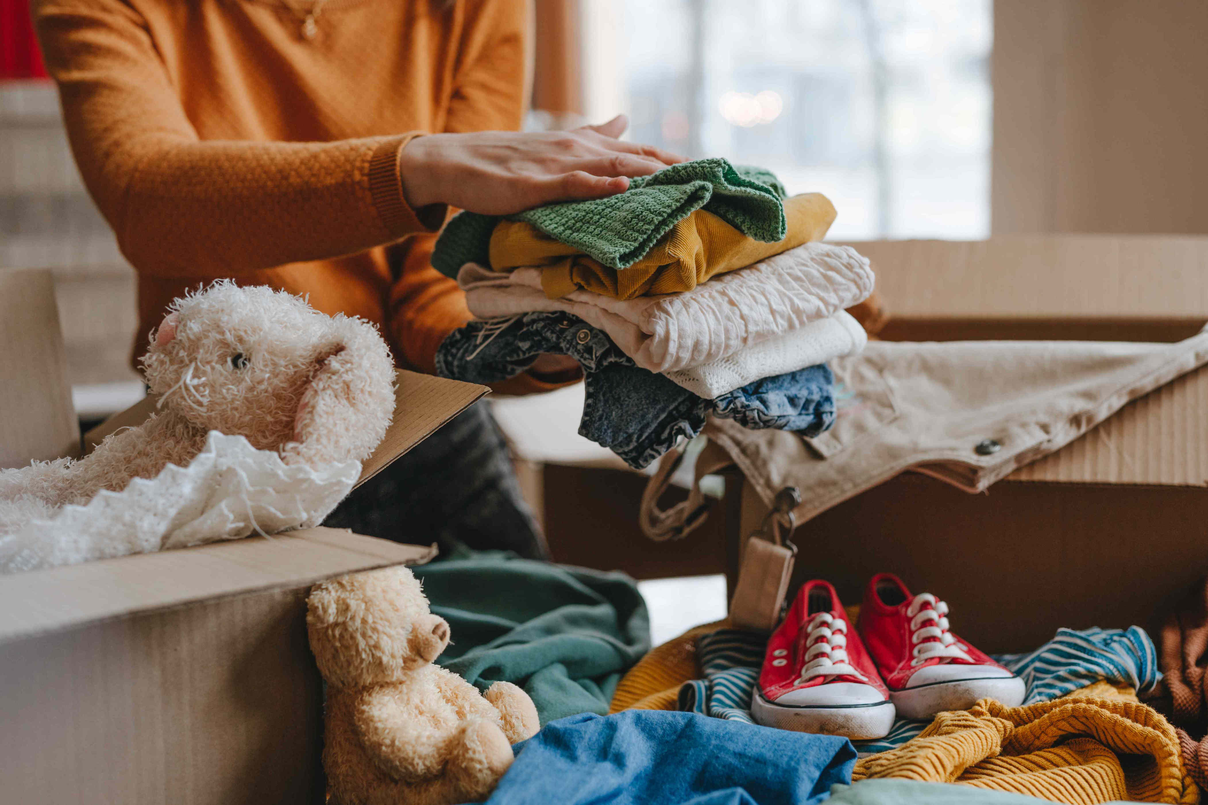 6 Common Household Items You Should Never Donate, According to Organizers